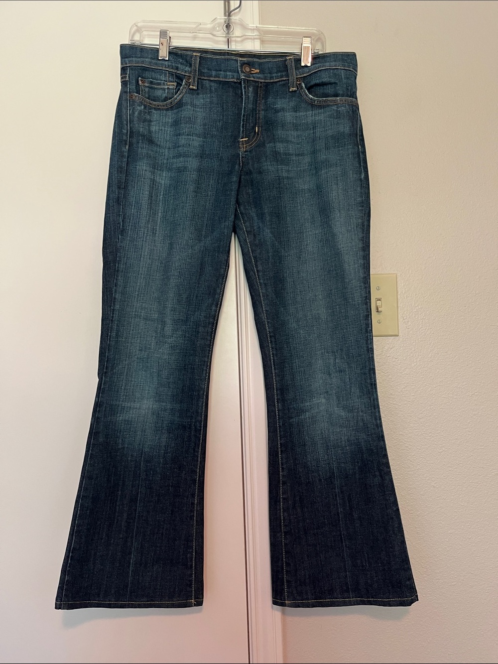 David Kahn boot cut dark denim jeans size 30. Great condition.